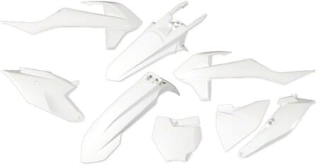 UFO PLastic Kit White