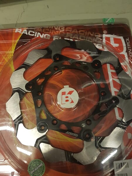 Braking Bat Fly Front DiscAÜ270