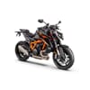 561483_MY24 KTM 1390_SUPER DUKE R_BLACK_EU_Front-Right_Studio_GLOBAL_EUROPE_STUDIO.jpg