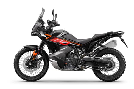790 ADVENTURE BLACK 2024