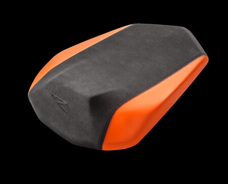 Ergo pillion seat