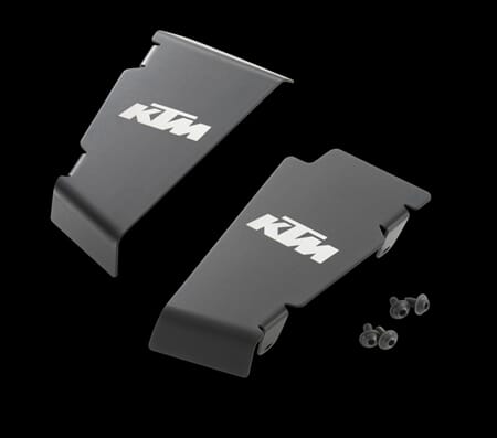 Radiator spoiler set