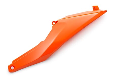 Side fairing